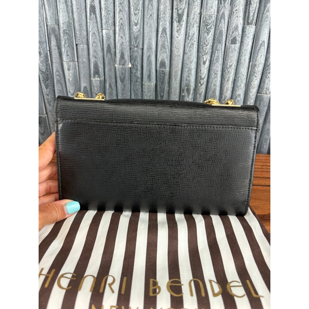 Henri Bendel Black Saffiano Leather Chain Crossbody Bag Gold Hardware Dust Bag - Picture 5 of 8